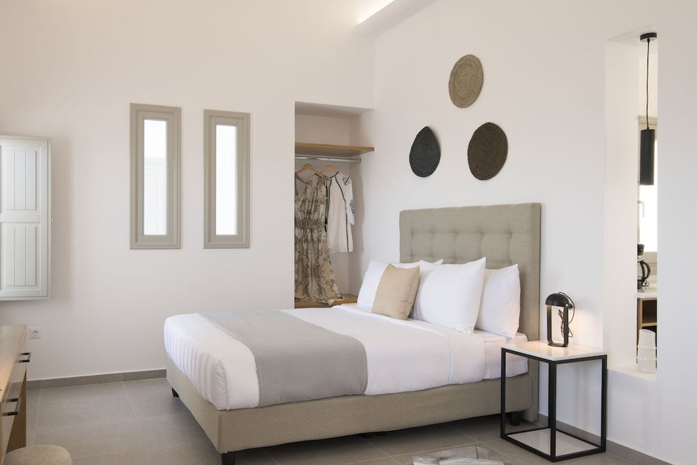 undefined Symphony Suites 8