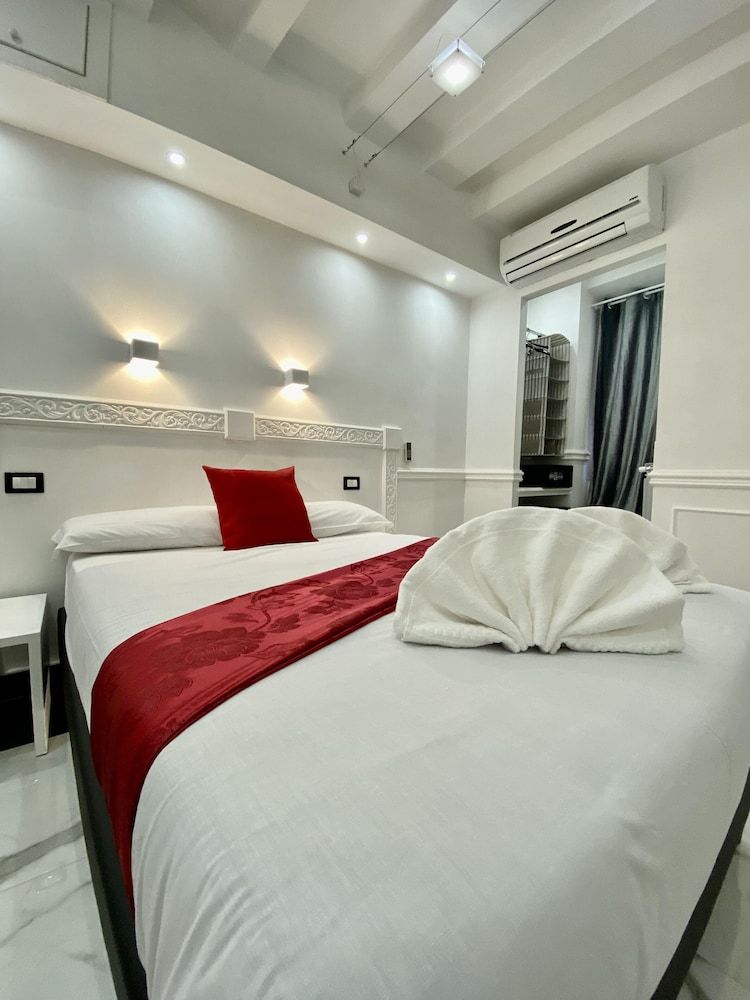 Locanda Parlamento Economy Double Room 5