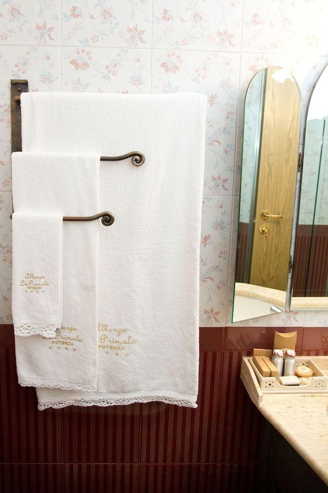 La Primula Single Room 4