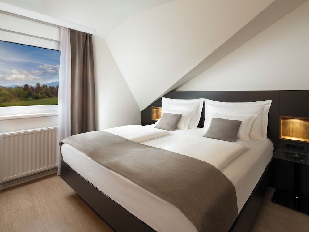 undefined Ahotel Hotel Ljubljana 5