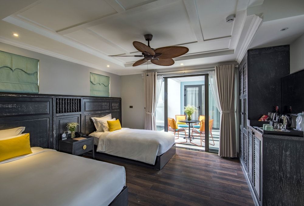 Deluxe Room, Connecting Rooms