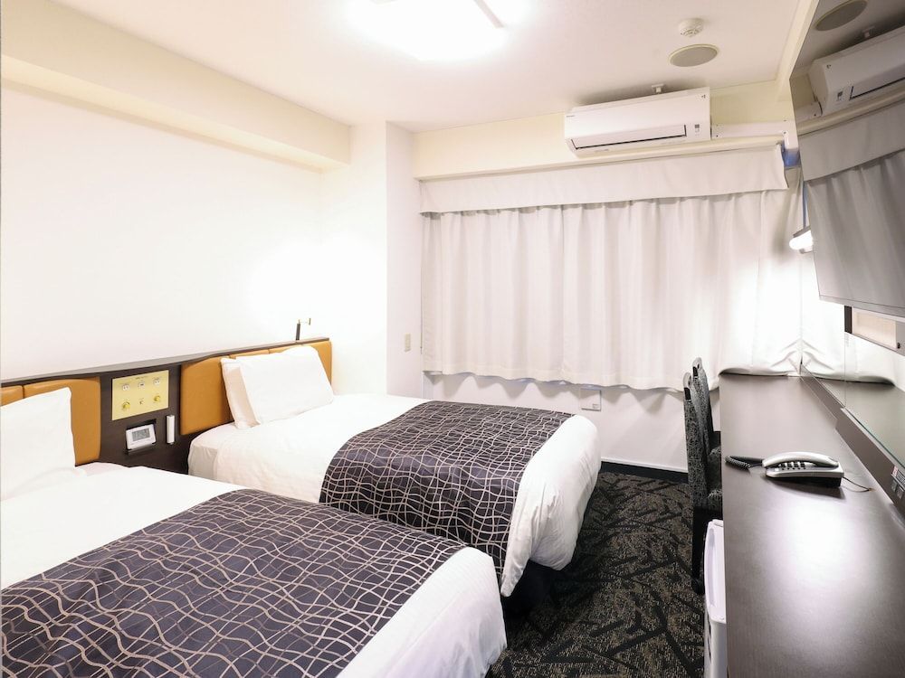 Twin Room Non-smoking, South Building
