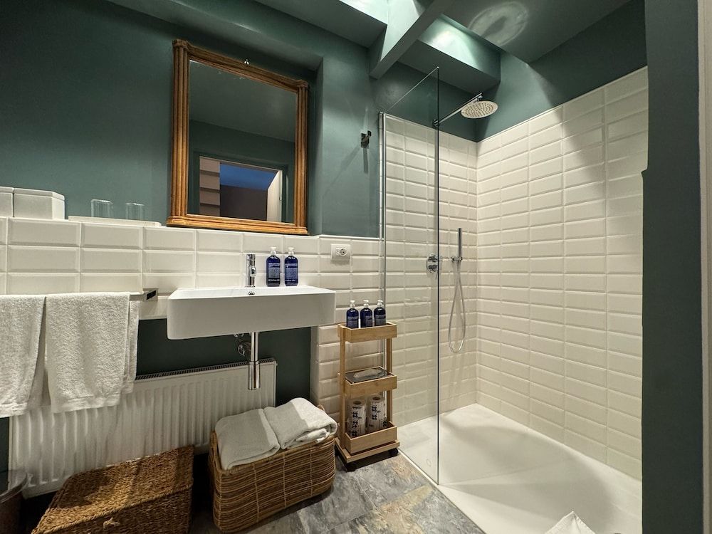 Riva Lofts Florence Junior Suite 5