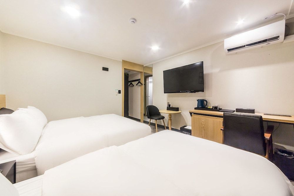 Pyeongtaek Stay Hotel Standard Twin Room - Free Fitness Center 4