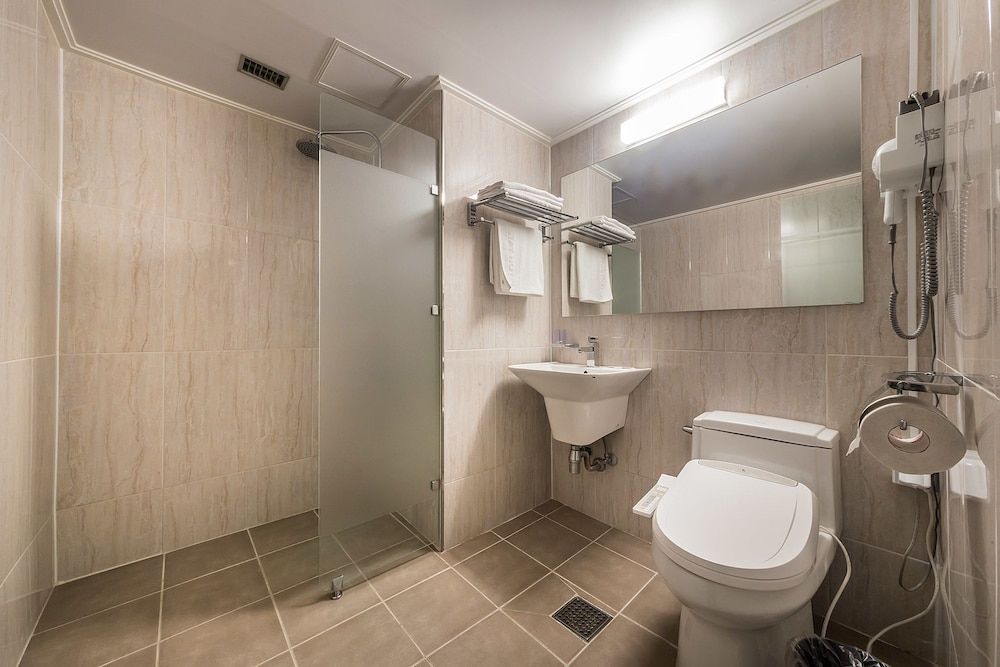 Pyeongtaek Stay Hotel Standard Twin Room - Free Fitness Center 6