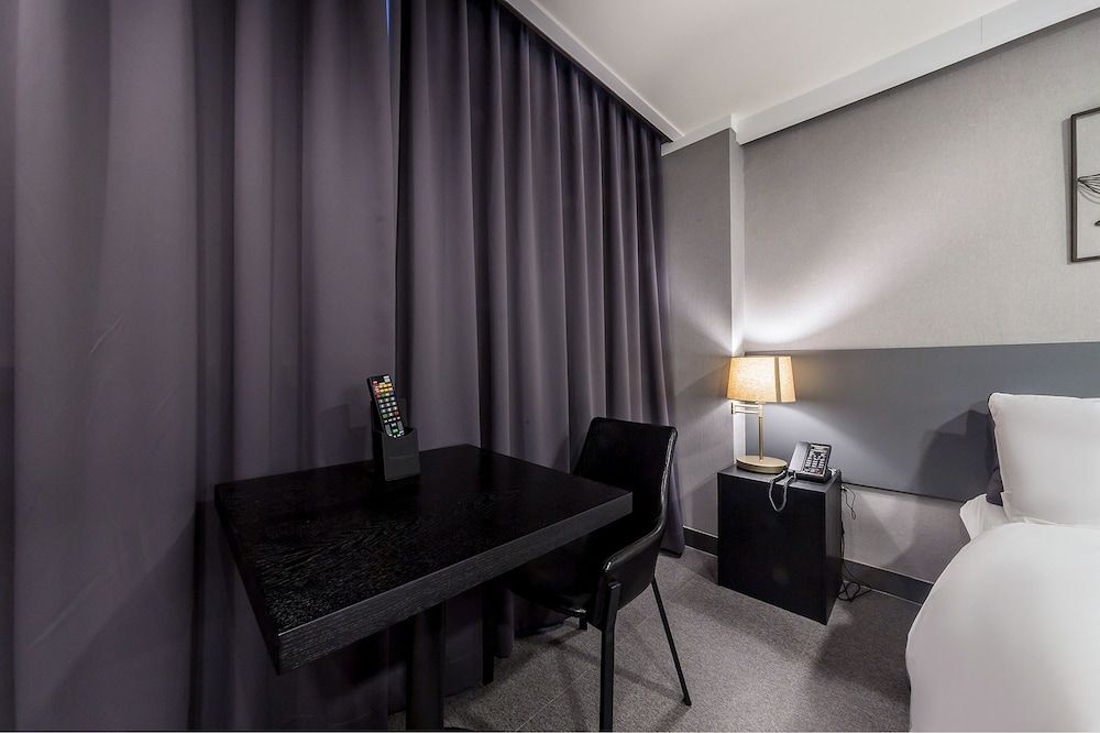 Pyeongtaek Stay Hotel Deluxe Double Room - Breakfast for 1 Included (Not on Sundays)/Free Screen Golf 7