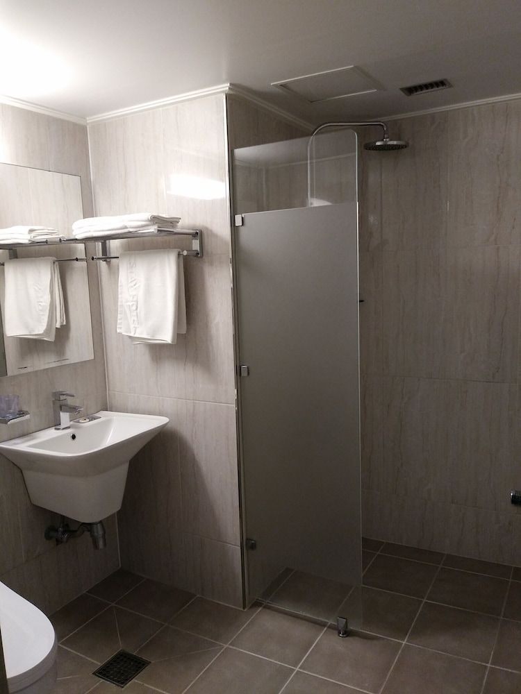 Pyeongtaek Stay Hotel Standard Twin Room - Free Fitness Center 5