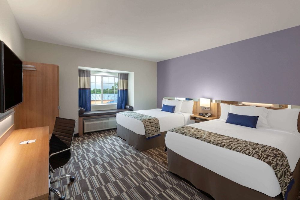 Room, 2 Queen Beds, Non Smoking