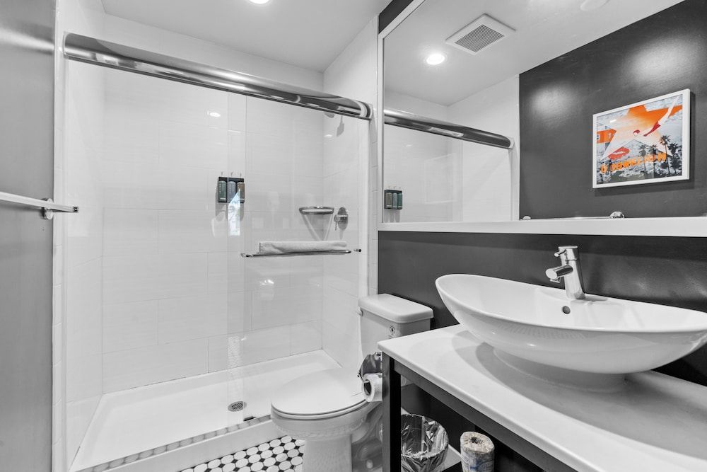 Le Bon Hotel Hollywood Standard Room, 1 Queen Bed 4