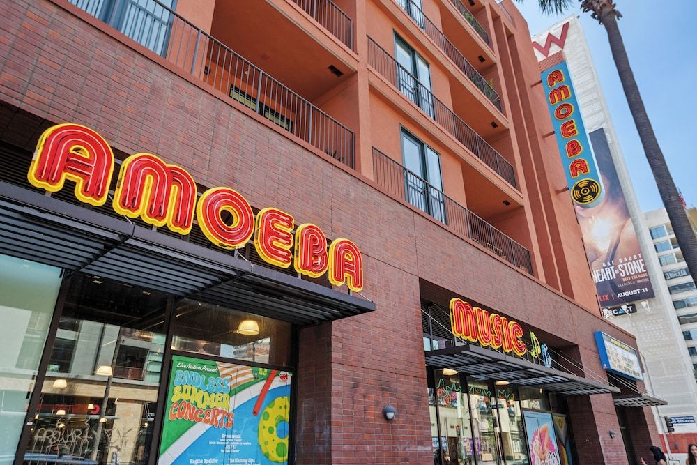 undefined Le Bon Hotel Hollywood 2