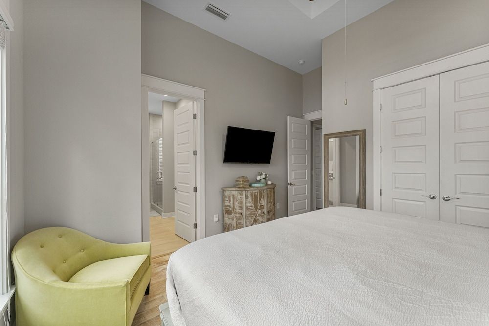 Townhome, 3 Bedrooms (Just One Life)