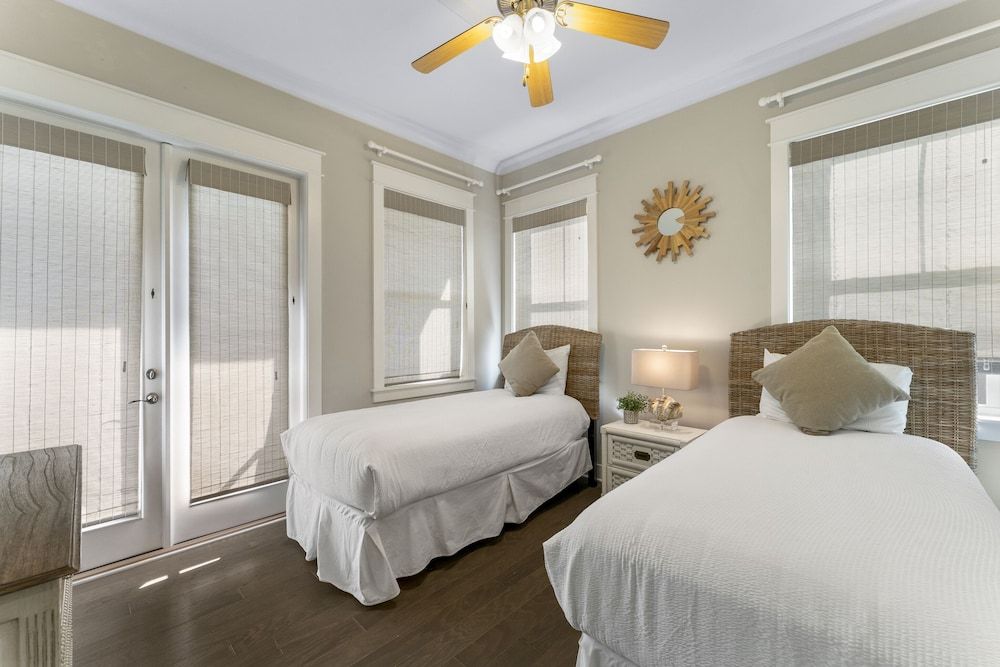 Townhome, 2 Bedrooms (Comfort and Clarity)