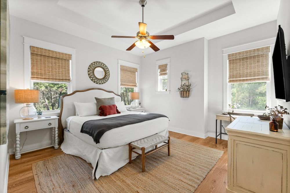 Townhome, 3 Bedrooms (Sea La Vie)