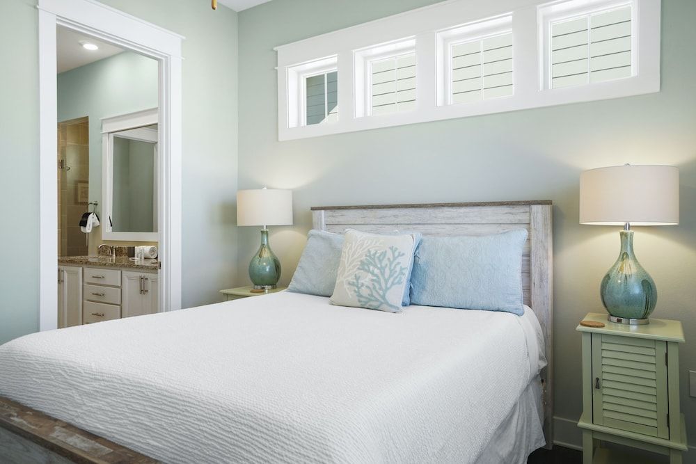 Townhome, 2 Bedrooms (Out of Office)