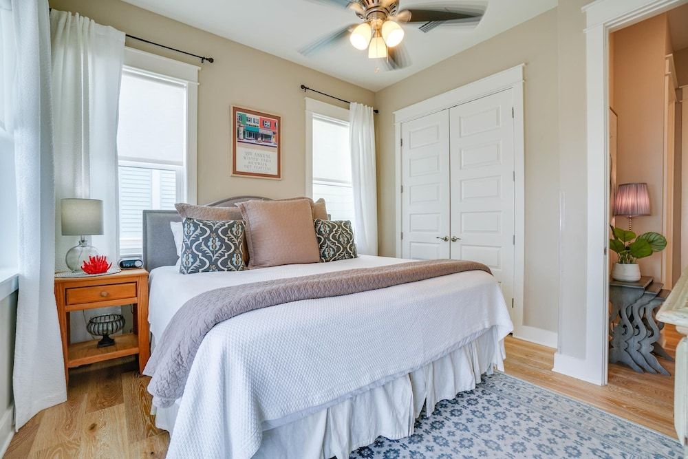 Townhome, 2 Bedrooms (Rayburn House)