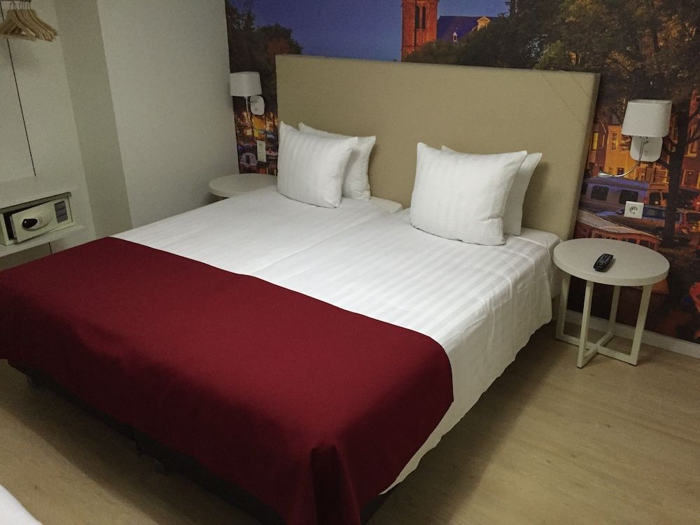 undefined France Hotel 7