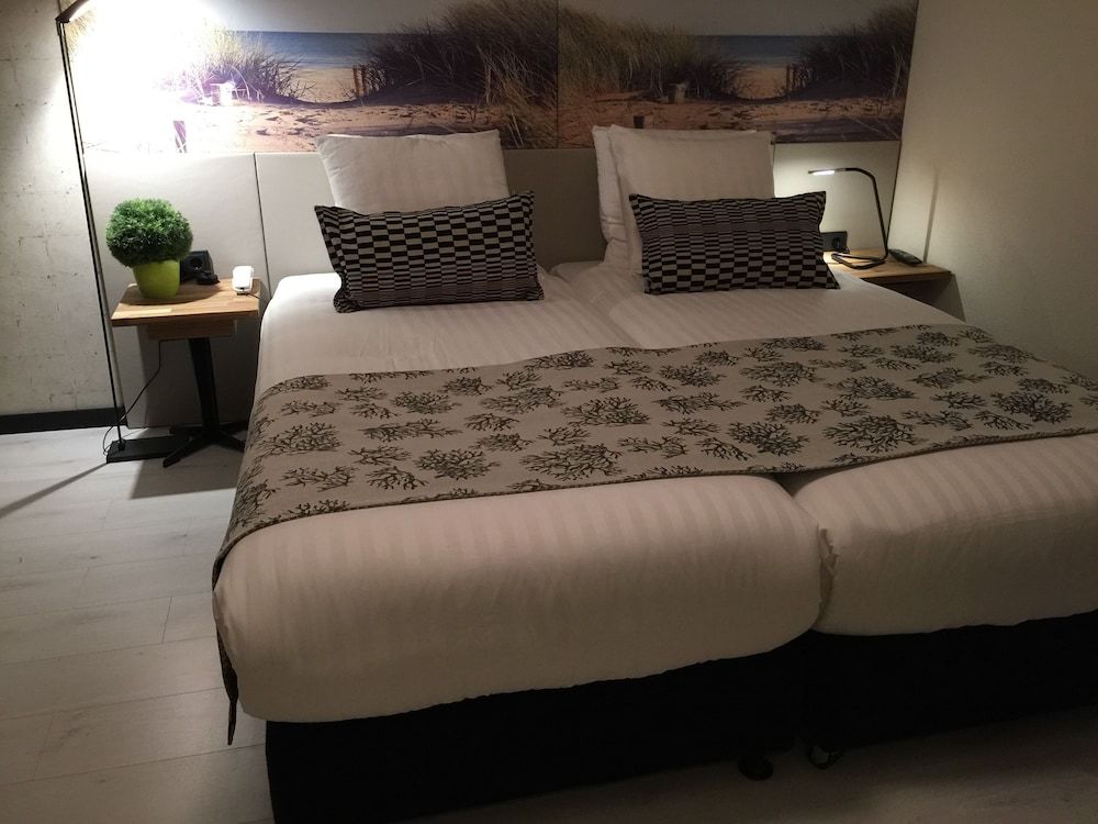 undefined France Hotel 8