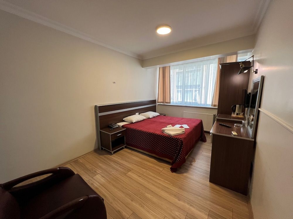 Blue Sea Hotel Deluxe Double Room, Sea View 6