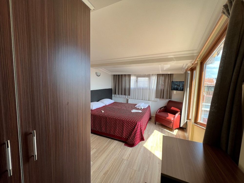 Blue Sea Hotel Deluxe Double Room, Sea View 6