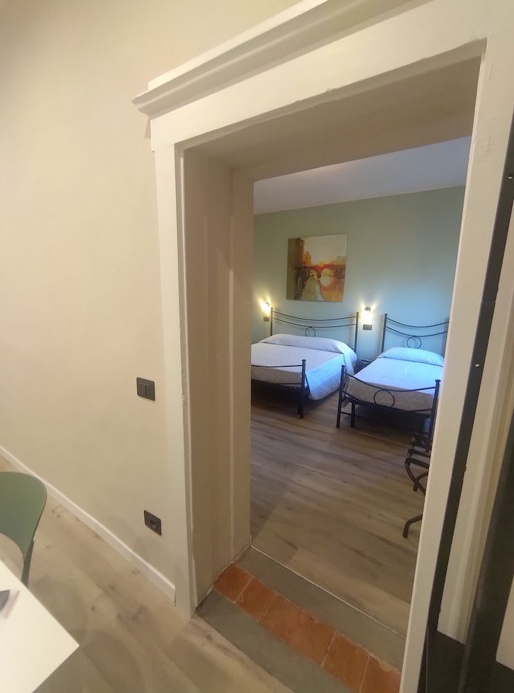 undefined Hotel Santa Croce 9