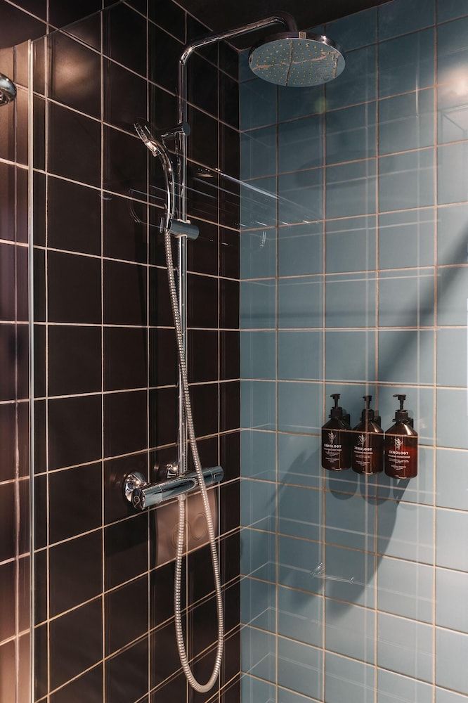 The Social Hub Toulouse Executive Studio 4