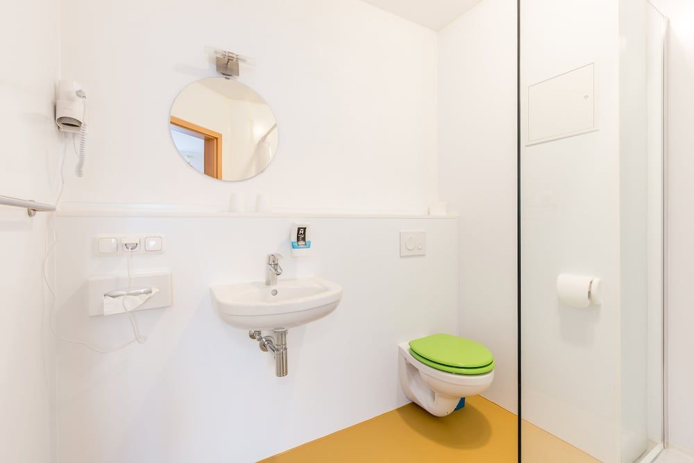 Hotel Ludwig Standard Twin Room (201) 7