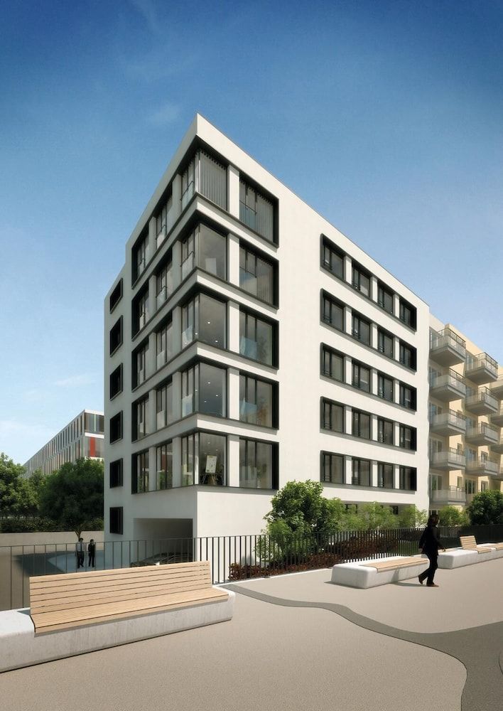 undefined Pandion Boardinghouse 4