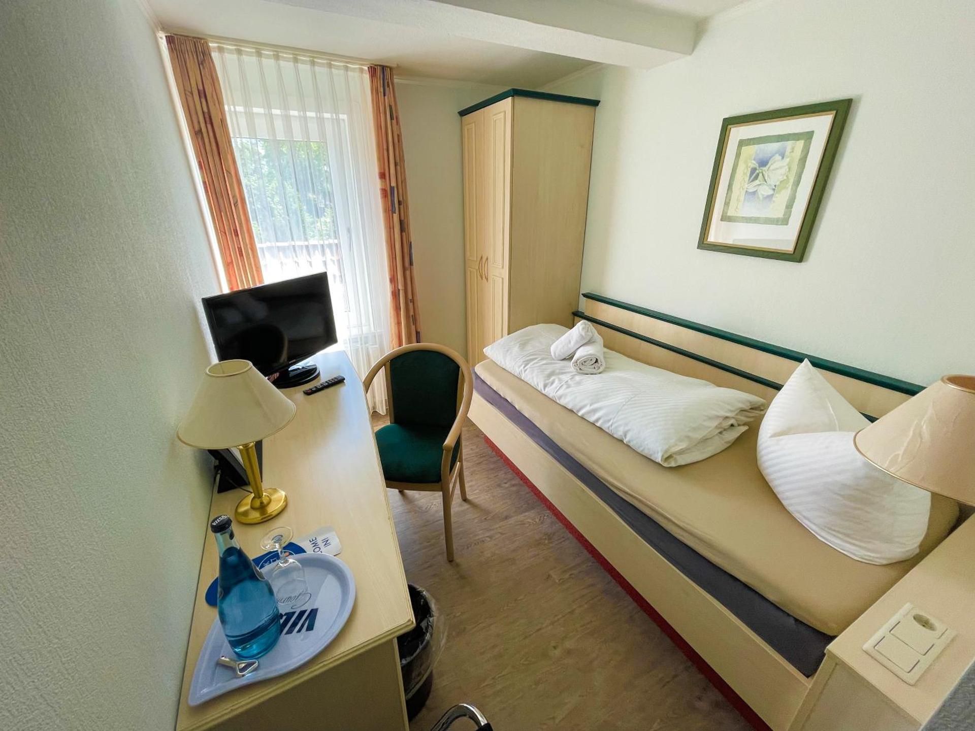 Small Single Room