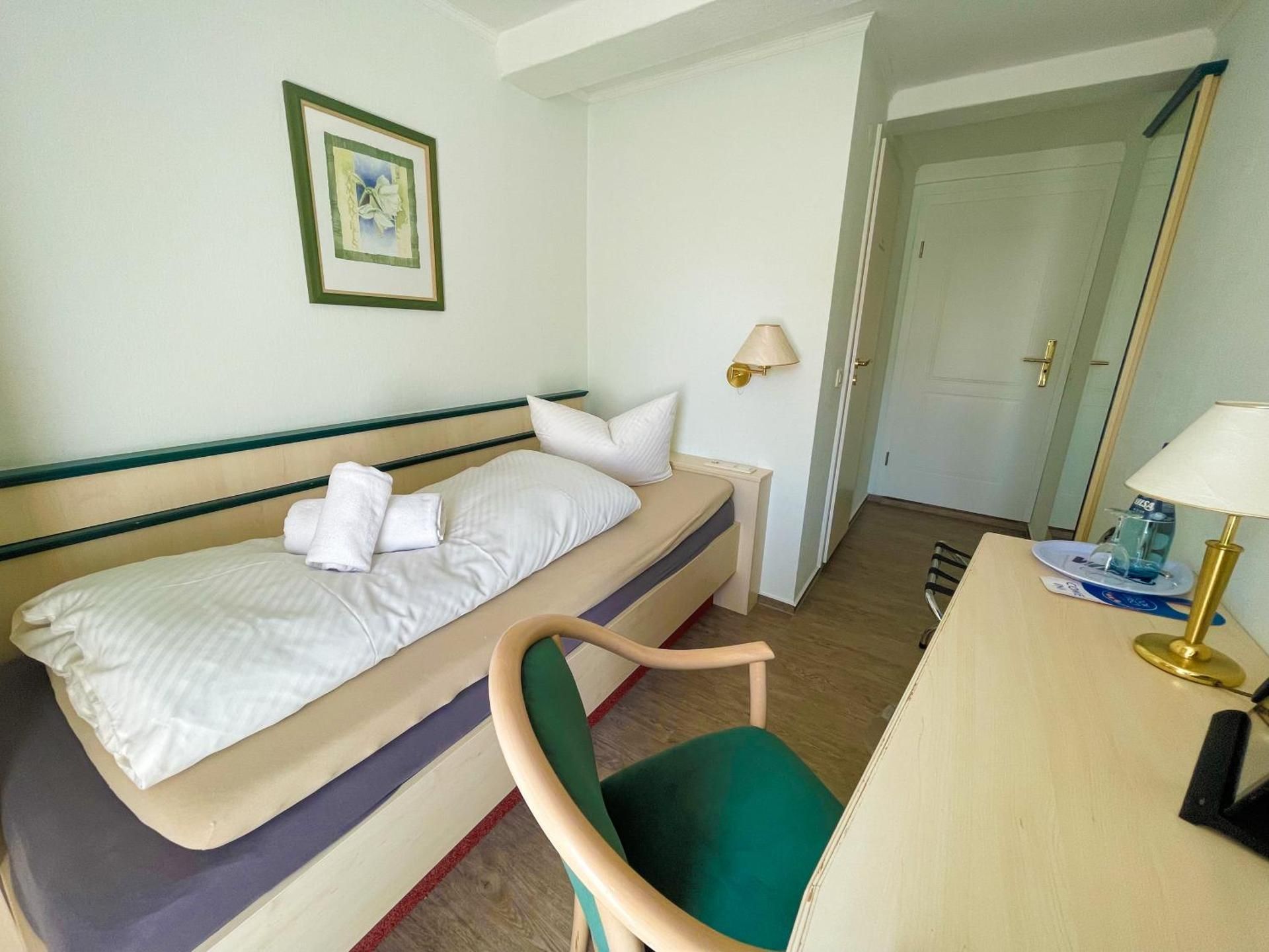 Small Single Room