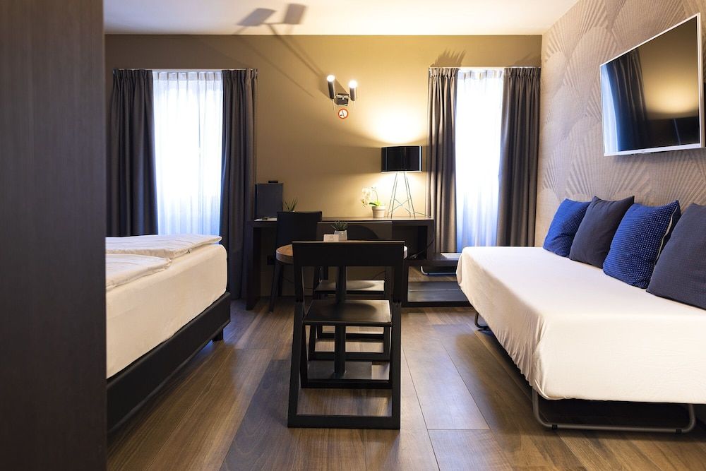 undefined San Carlo Suite 6