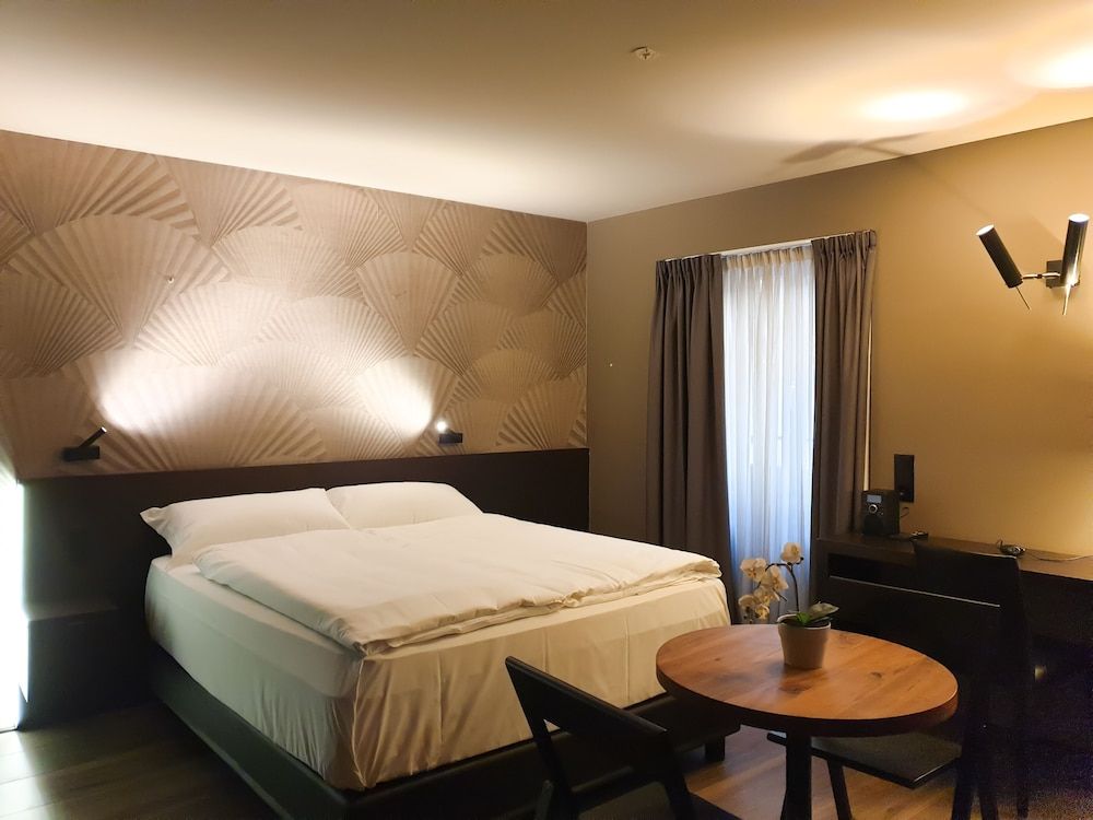 undefined San Carlo Suite 4