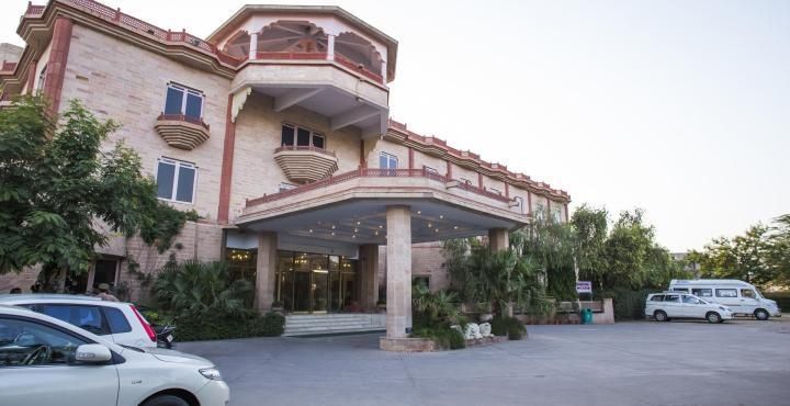 Hotel Exterior