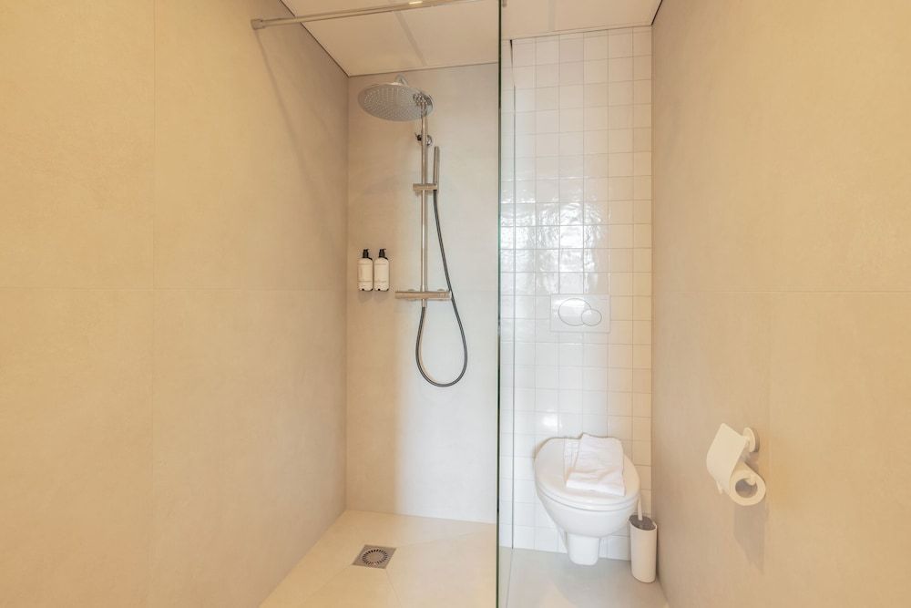 City Hotel Rembrandt Double Room 4