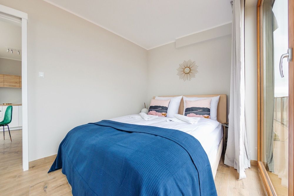 Apartment (B 52)