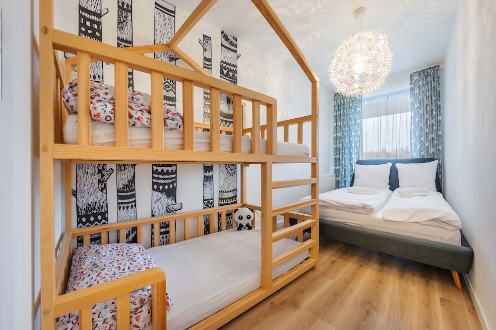 Apartment (2 B)