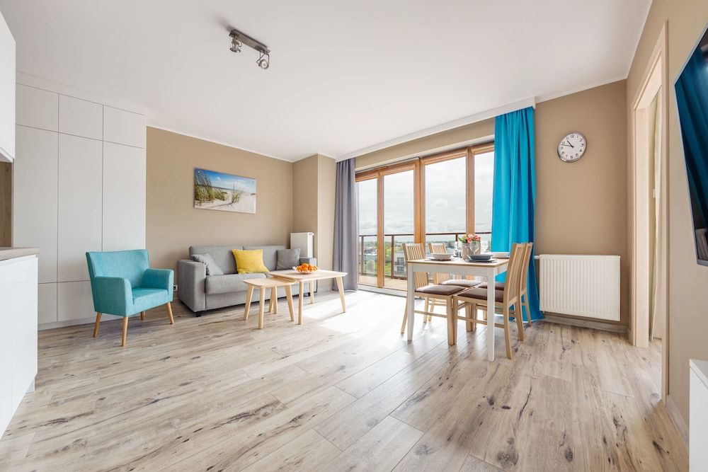 Apartment (42A)