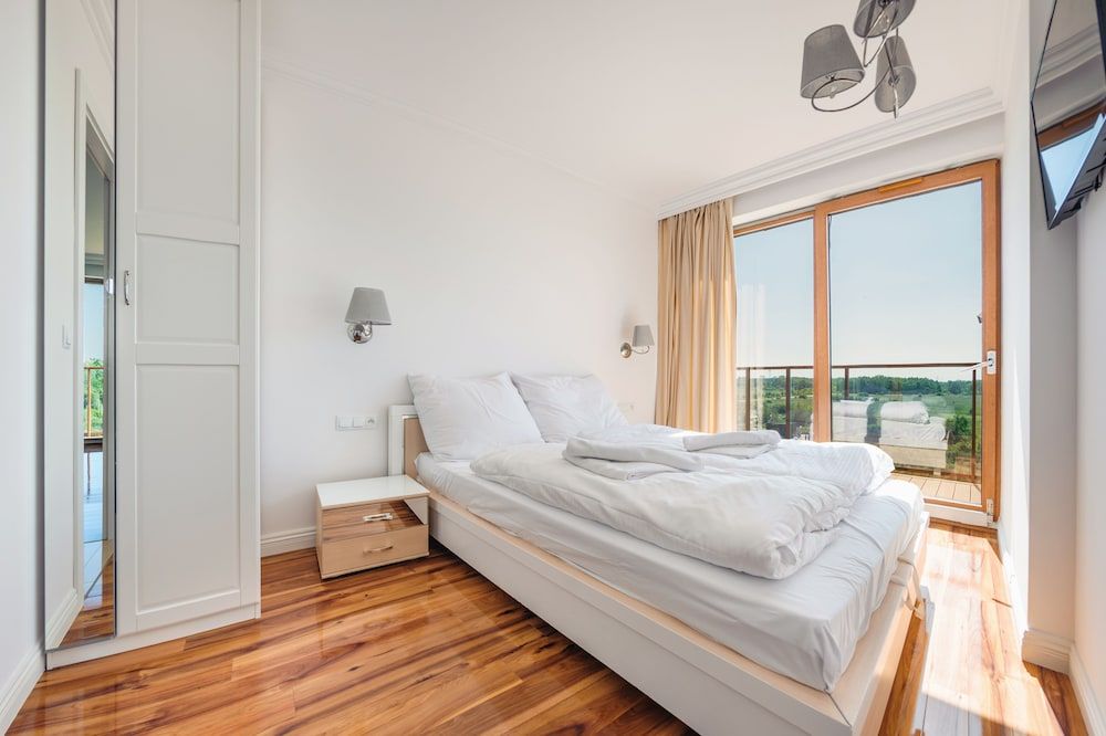 Apartment (38 A)