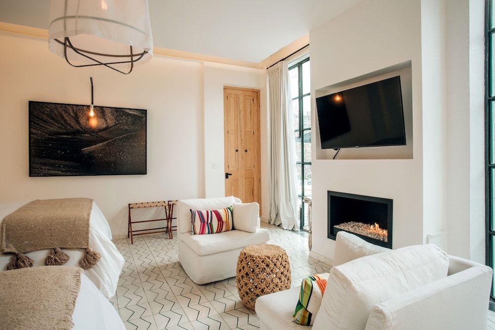 LOtel-Casa Arca Deluxe Double Room 15