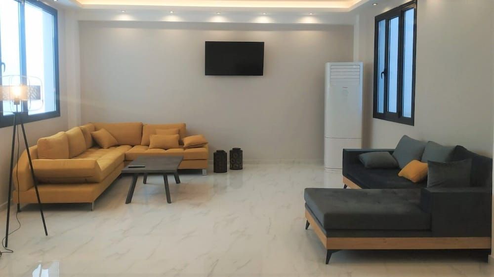 undefined Evita Asty 9