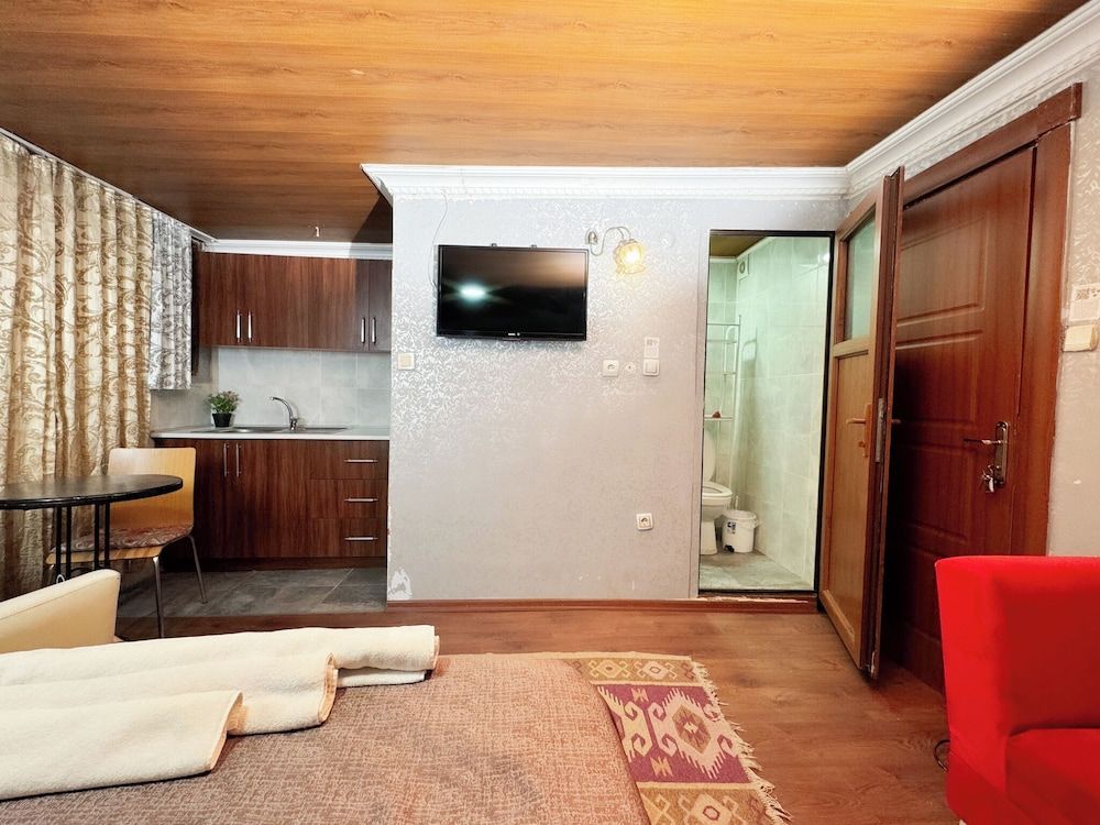 undefined The New Season Apart 4