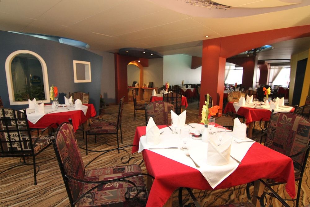 undefined Hotel La Vinci 9