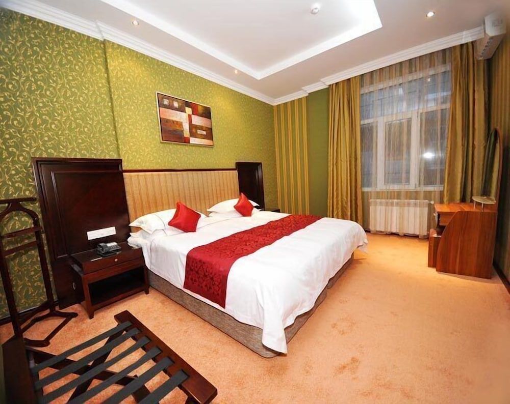 undefined Royal Hotel 7