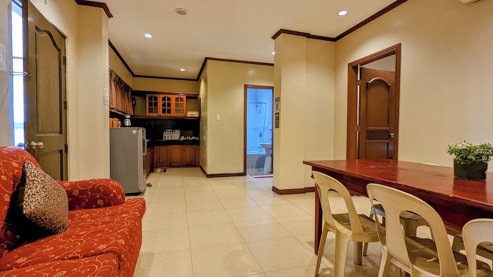 Subic Waterfront Resort And Hotel Waterfront Family Suite 8
