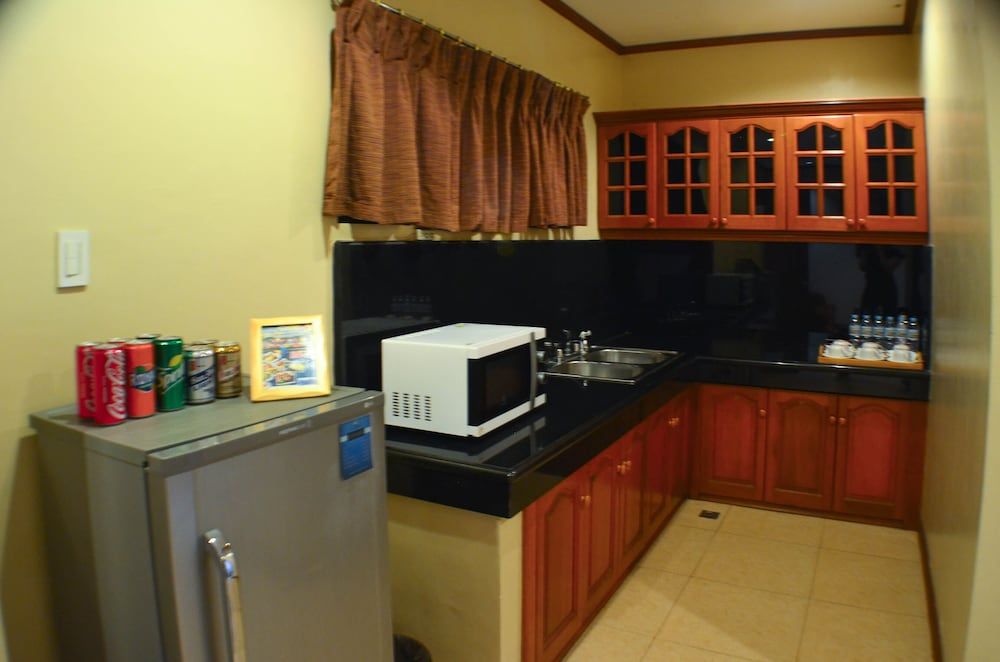 Subic Waterfront Resort And Hotel Waterfront Family Suite