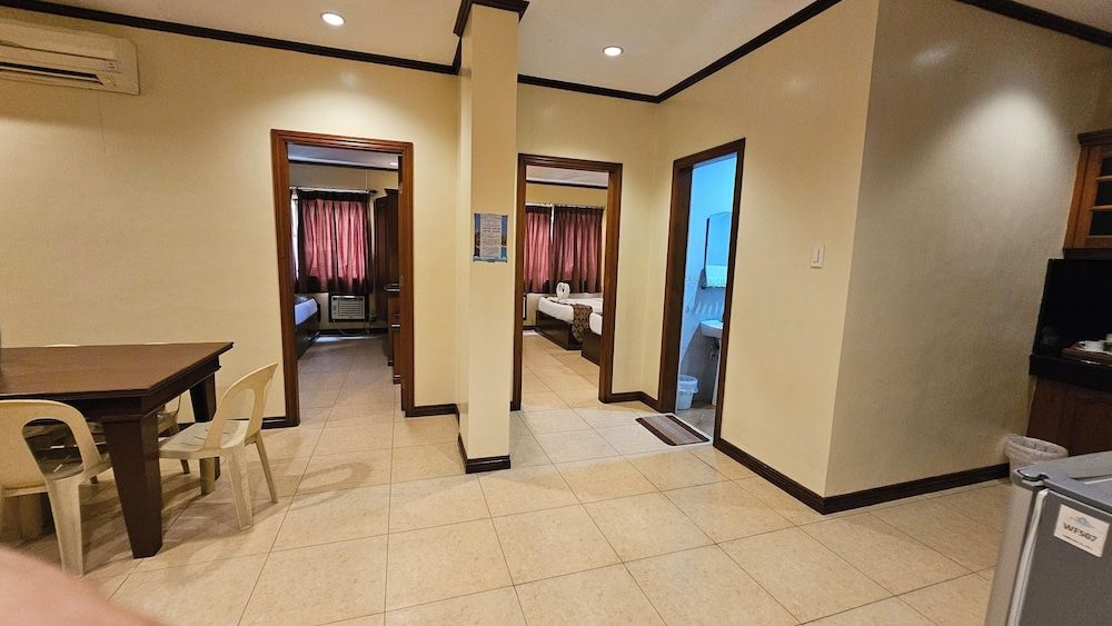Subic Waterfront Resort And Hotel Waterfront Family Suite 5
