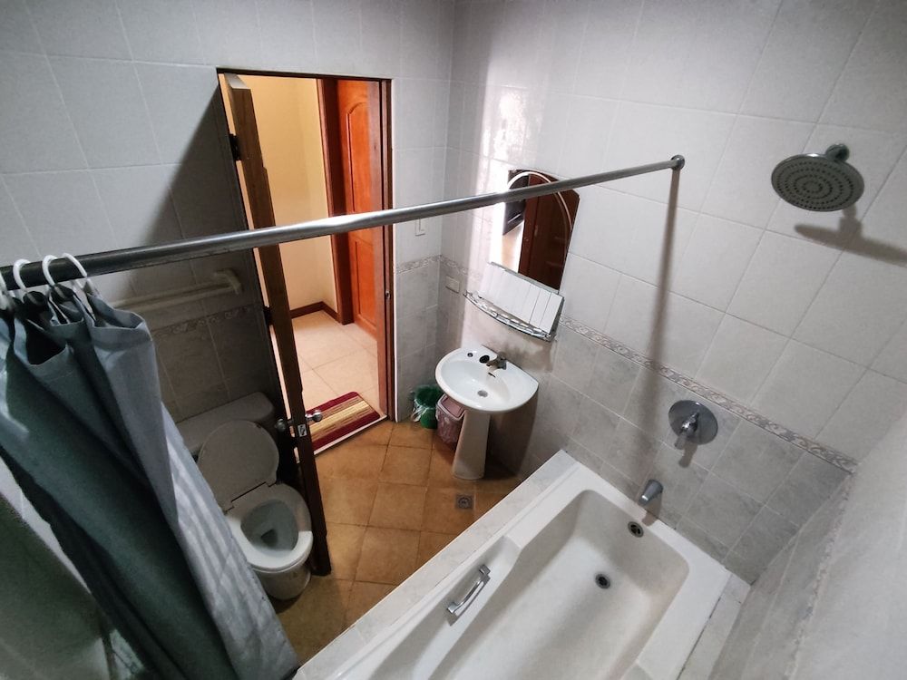 Subic Waterfront Resort And Hotel Waterfront Family Suite 13