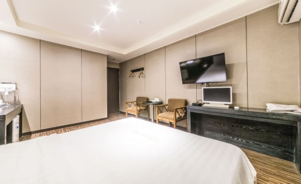 Rampart Hotel Double Room 20