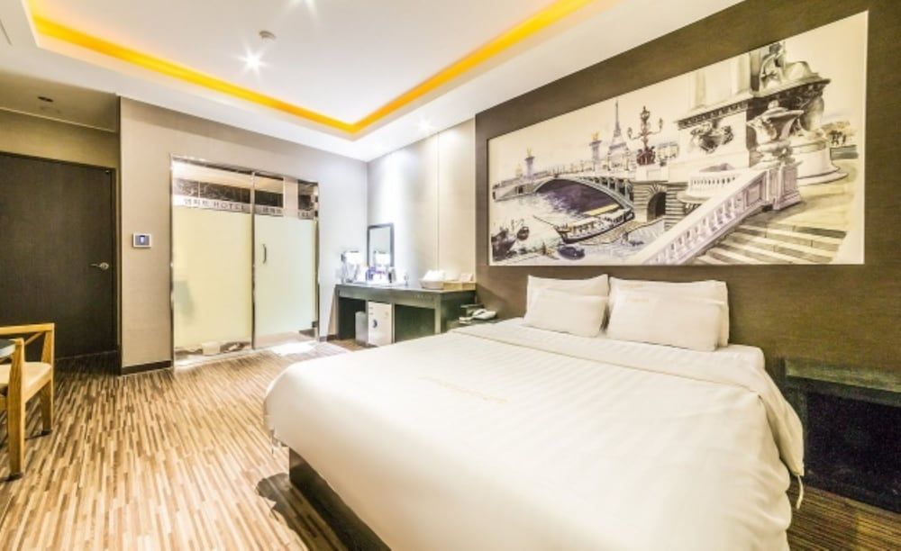 Rampart Hotel Double Room