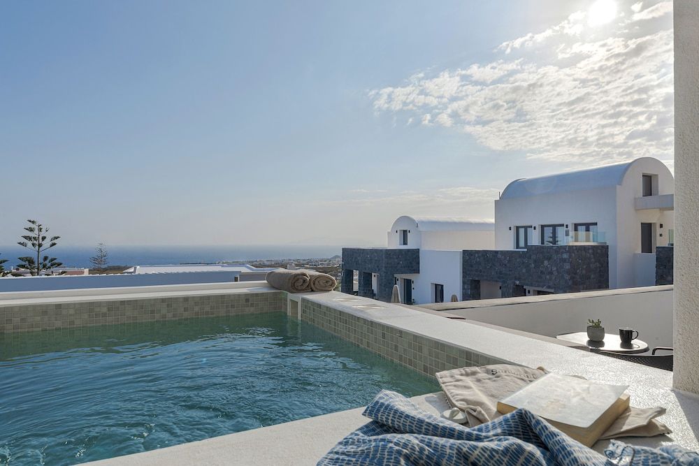 undefined Onyx Hotel & Suites