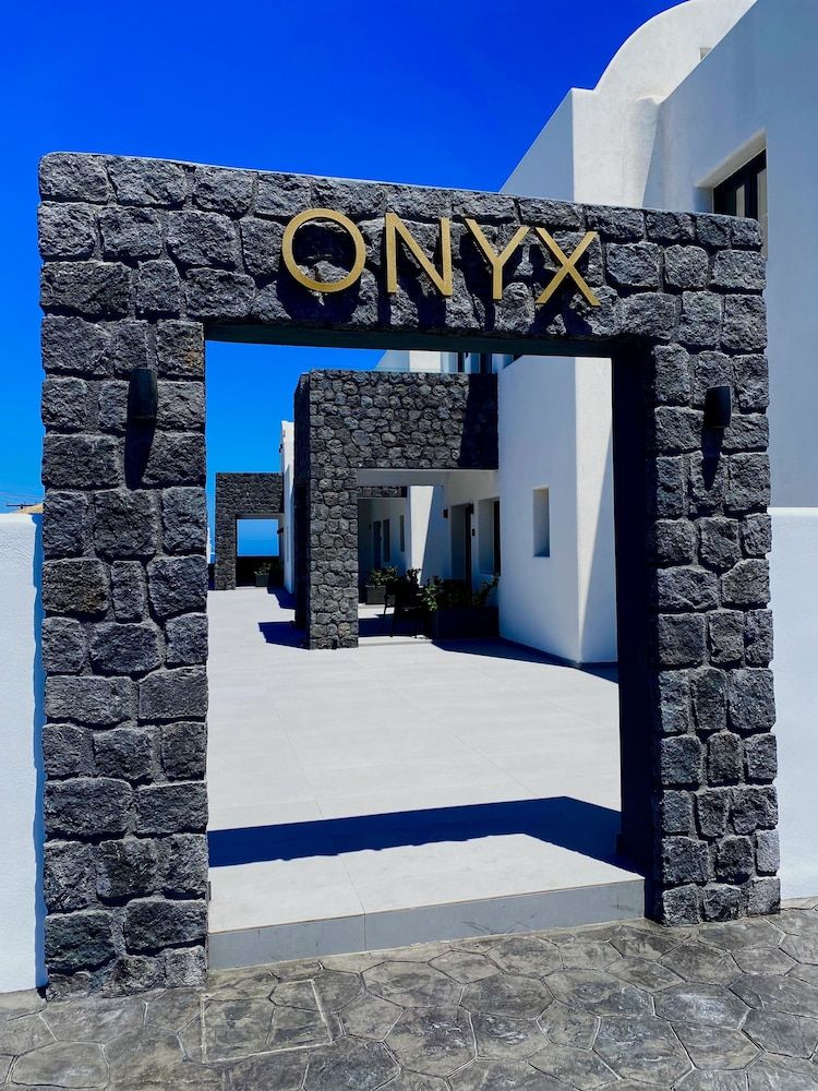 undefined Onyx Hotel & Suites 9